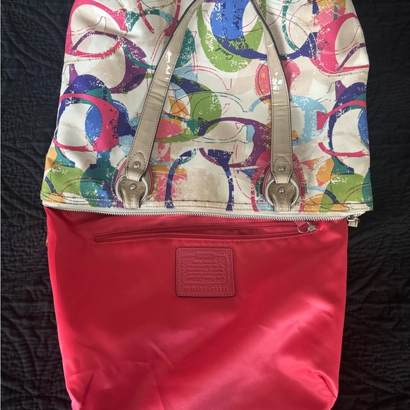 Coach Multicolor Print Shoulder Bag with Zip Closure - Picture 6 of 9